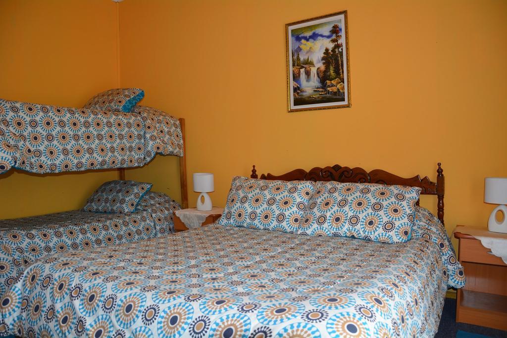 לה סרנה Hostal Maygus מראה חיצוני תמונה