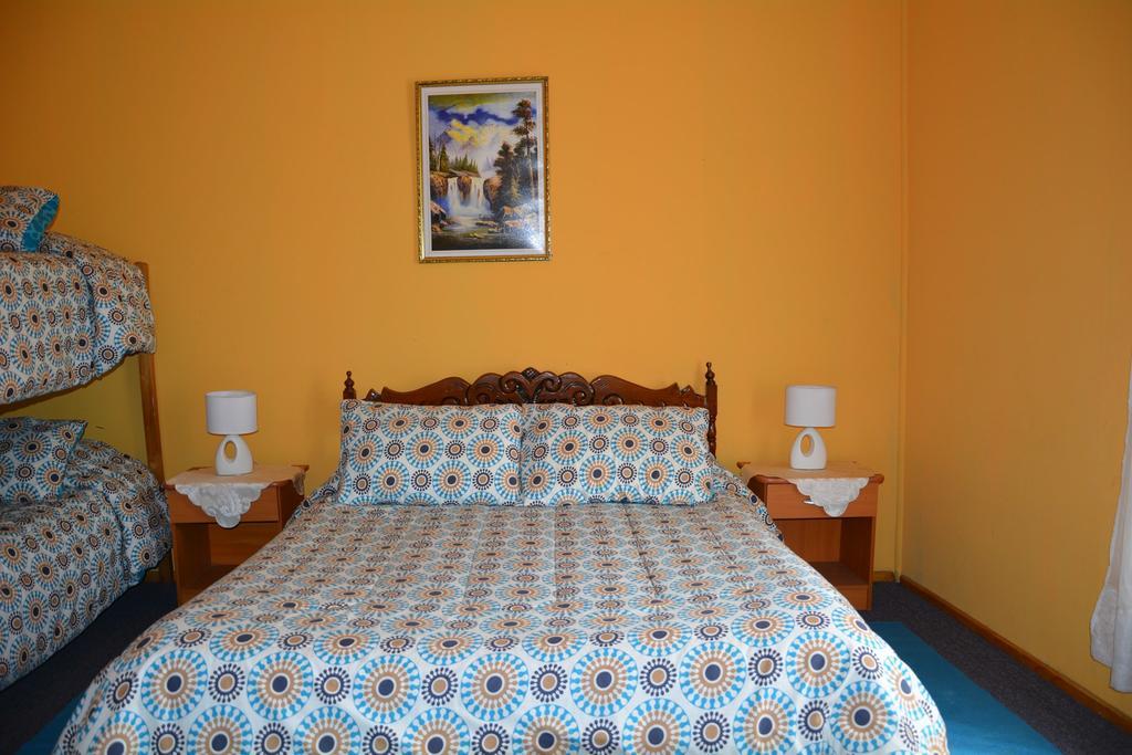 לה סרנה Hostal Maygus מראה חיצוני תמונה